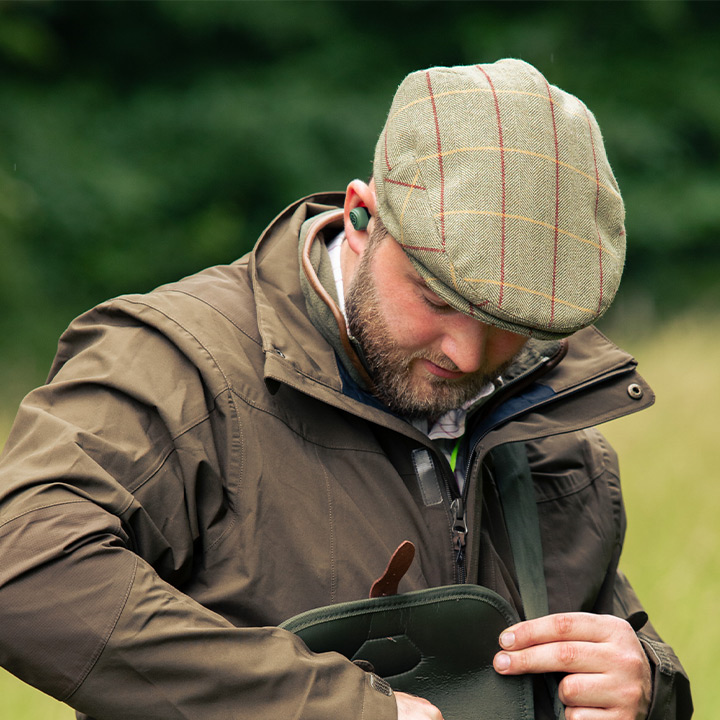 wool-blend-flat-cap-dark-olive